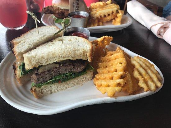 Geyser Point Bar & Grill